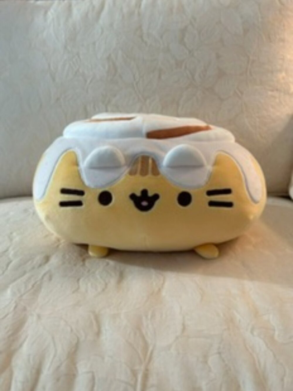 Pusheen (Gund) Cinnamon Roll Plush